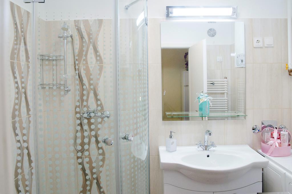 Ametiszt Apartman Heviz Exterior photo