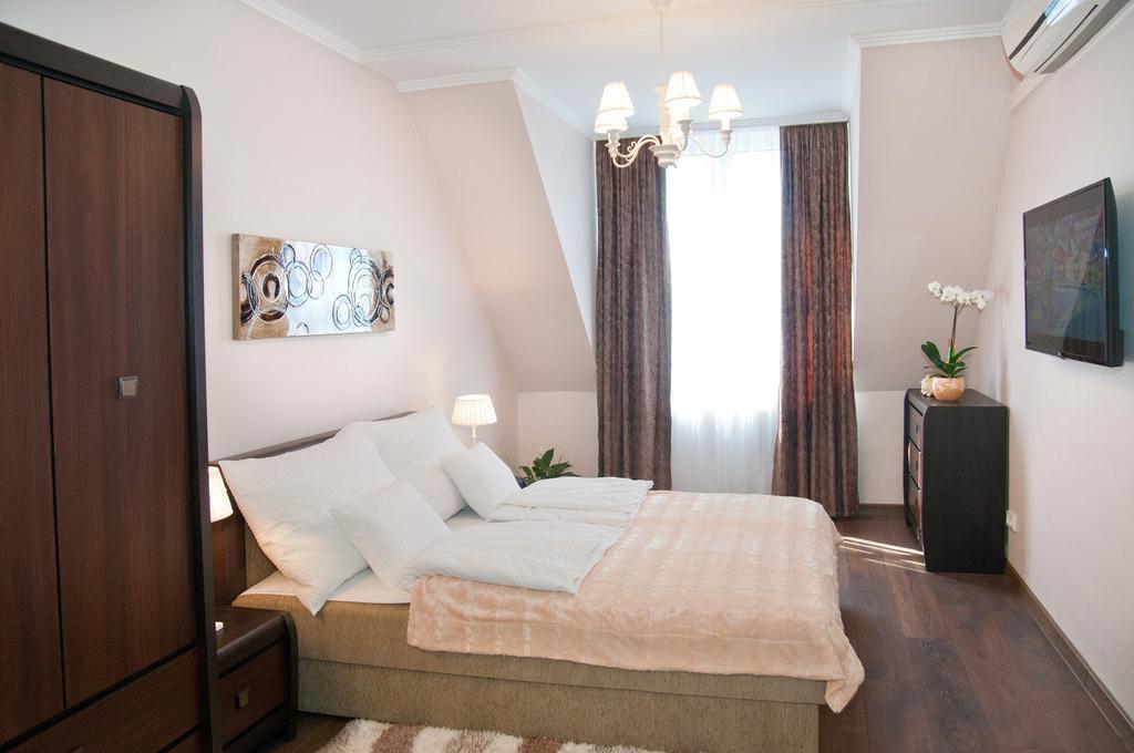 Ametiszt Apartman Heviz Exterior photo