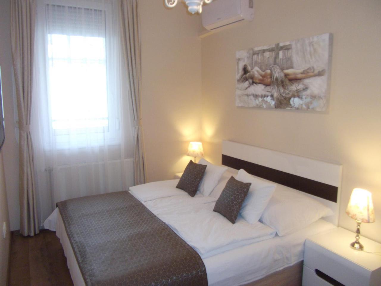 Ametiszt Apartman Heviz Exterior photo